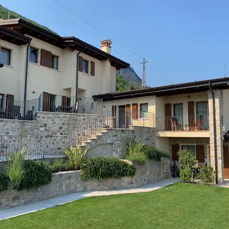 Borgo Al Tempo Perduto غارنانو